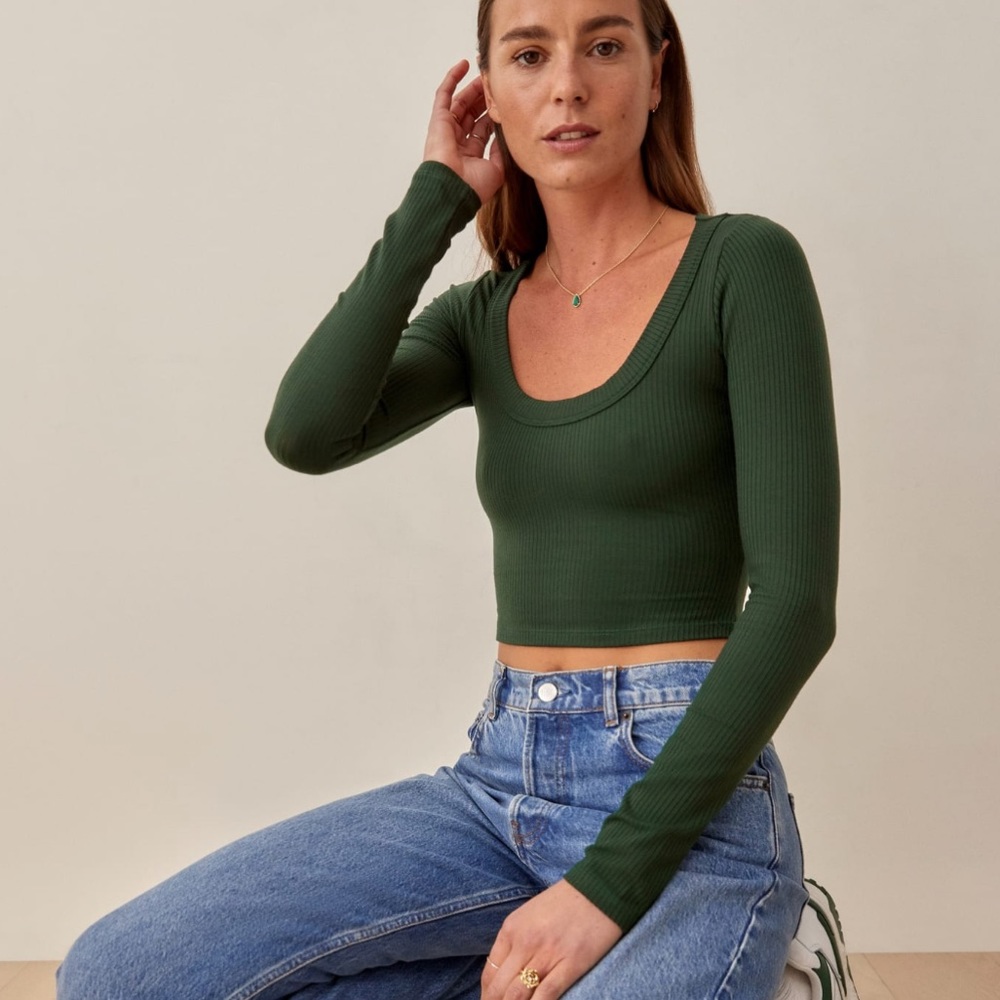 Reformation Paige Knit Top in Forest
